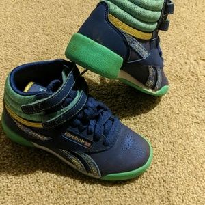 Reebok sneakers worn once